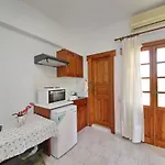 شقة Elsa Stafilos