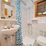 Elsa Stafilos سكوبيلوس تاون