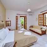 شقة Elsa Stafilos