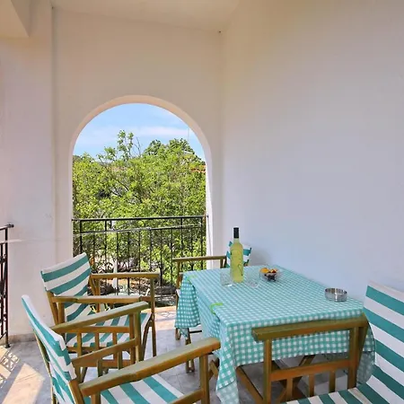 Elsa Stafilos شقة سكوبيلوس تاون