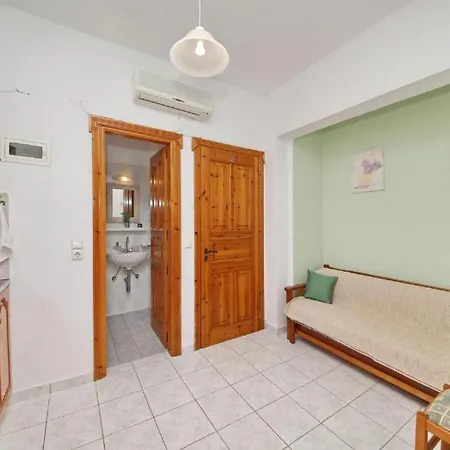 Elsa Stafilos Apartamento *