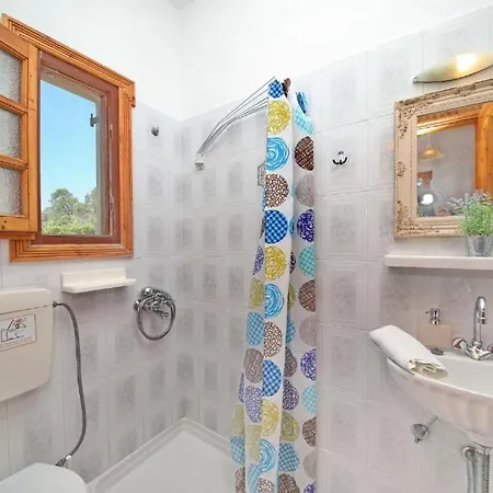 Elsa Stafilos * Skopelos